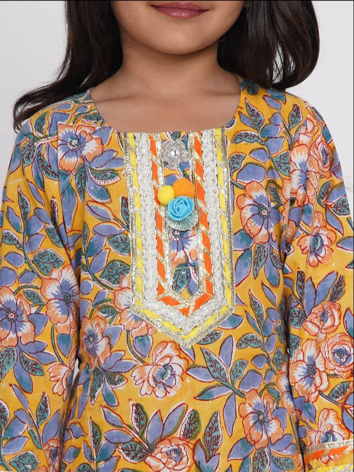 Girls Floral Shalwar Kameez